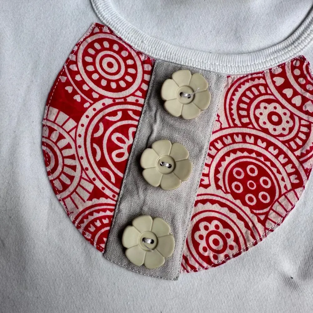 Hannah Kate White Decorative Girls Tee Size 8